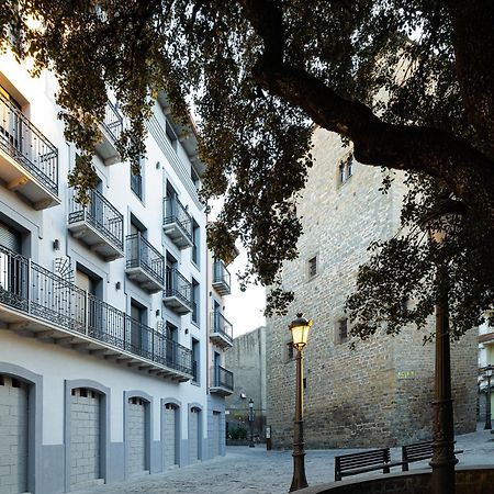 Apartamentos Torre Del Reloj Jaca Esterno foto